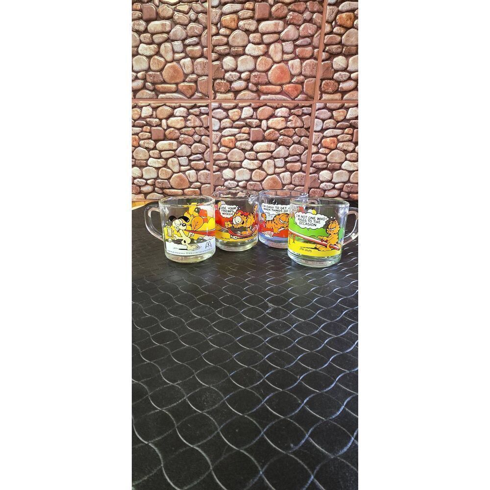 Vintage 1978 McDonalds Garfield Glass Coffee Mug Set of 4 Glasses - Picture 2 of 8
